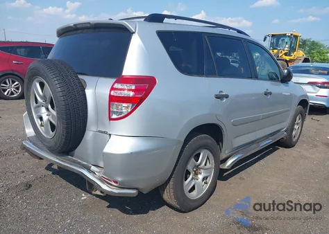 2010 Toyota Rav4 z USA, uszkodzony, nr VIN JTMBF4DV0AD033109